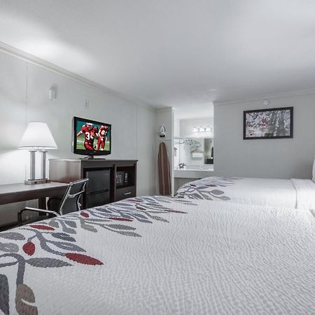 Red Roof Inn Форест Сити Екстериор снимка